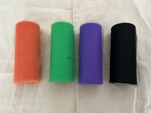 Opened rolls voile in - of,