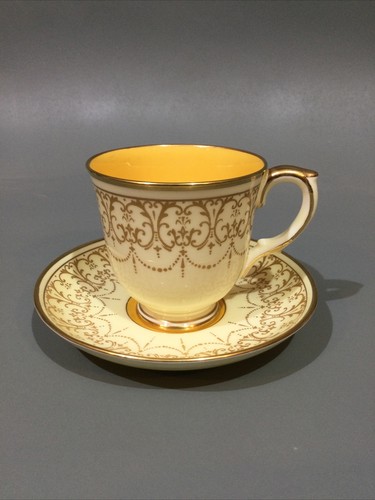 Crown staffordshire bone china - bone,