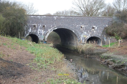 Photo 6x4 river - river, crouch