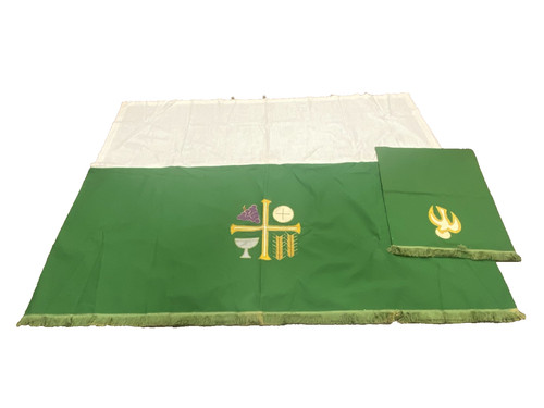 Green altar frontal and pulpit - frontal,
