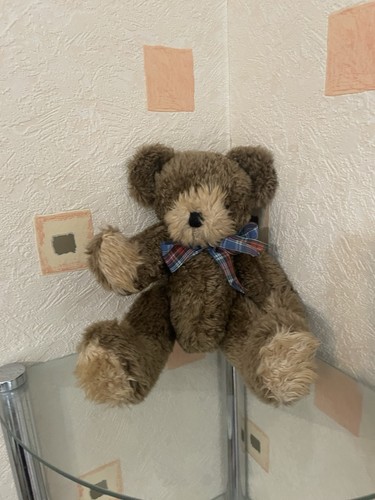 Vintage heartfelt teddy bear - heartfelt,