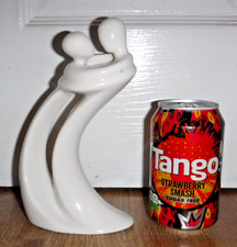 Circle of Love Figurine ~ A1104 Love ~ Kim Lawrence ~ 2001 ~ Excellent