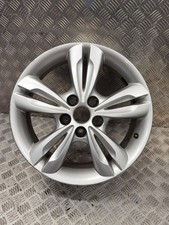 HYUNDAI IX35 17" INCH ALLOY WHEEL TRIM 529102S200"