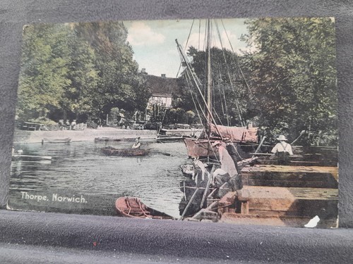 Thorpe the river - on,
