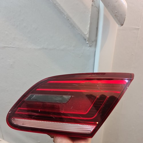 Tail light inner right - tail, rear