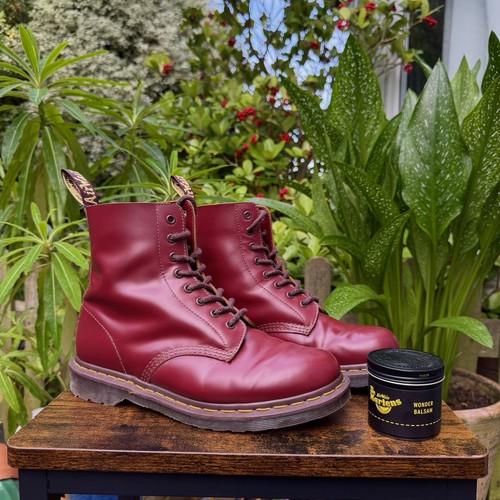 Martens 1460 boots size - dr.,