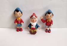 VINTAGE  TM EBL    NODDY   BIG EARS   FIGURES  +  NODDY SEATED    COMBINE POST