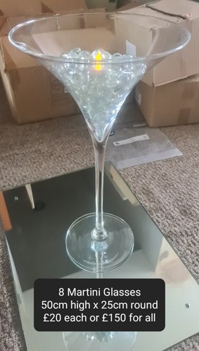 Martini glass centrepiece - x8,