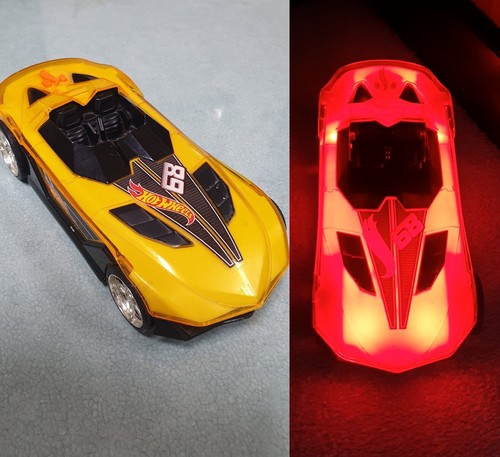 Hot wheels motorised yellow - hot,