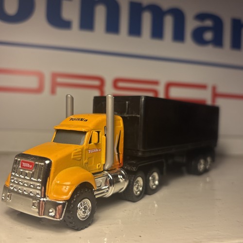 Tonka hasbro 2012 articulated - hasbro,