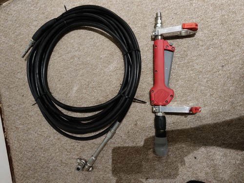 Roof cleaning power pole - cleaning,