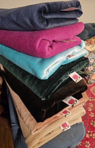 Vintage velvet fabric lot 15 - vintage,