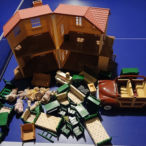 Sylvanian families house car - sylvanian,