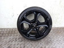 Ford Fiesta ST 205 40 17"