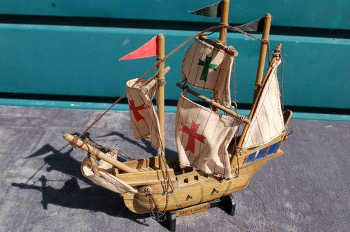 Collectable wooden model - , ship