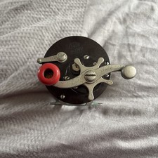 PENN NO. 85 VINTAGE SALTWATER FISHING REEL - MADE IN USA