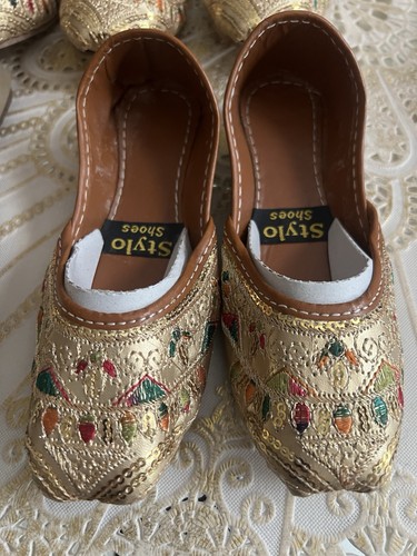 Asian girl khussa - khussa, shoes
