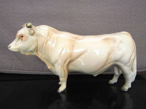 Beswick charolais bull - , model