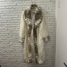 Mo Divine Faux Fur Snow