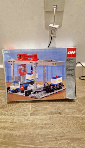 Lego trains container - lego, crane