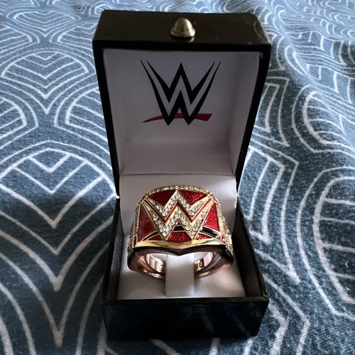 Wwe universal championship - universal,