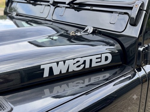 Twisted land rover defender - twisted,