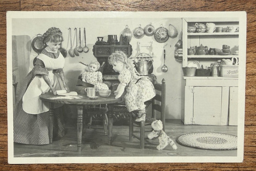 Vintage postcard tasha tudor - postcard, tudor's