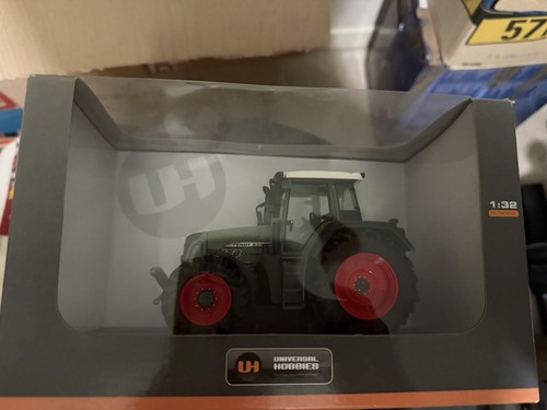 Universal hobbies fendt 820 - universal,