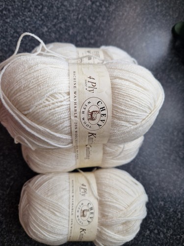 400 cream yarn - cream, 20%
