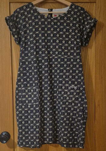 Weird fish navy cream - 12,