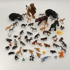 Wildlife And Farm Animals Toy Figures Bundle