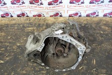 Toyota Yaris Sr E4 4 Dohc