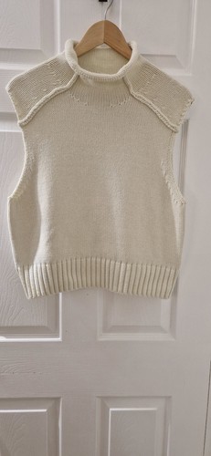 Zara visible seam - visible, knit