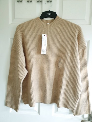 Bnwt uniqlo oversized women - uniqlo,