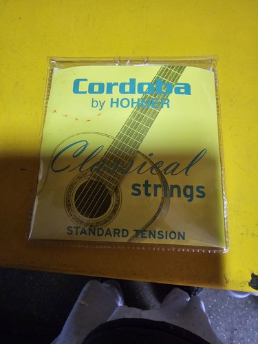 Cordoba classical guitar - 5x,