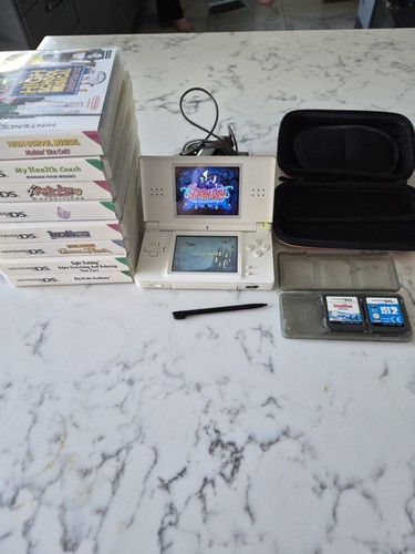 Nintendo dsi white - nintendo,