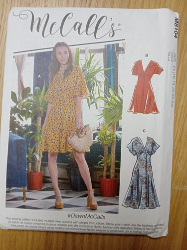 Uncut mccall 8104 misses - mccall's,