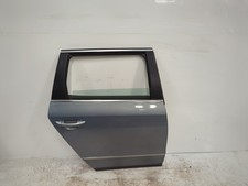 2010 VOLKSWAGEN PASSAT