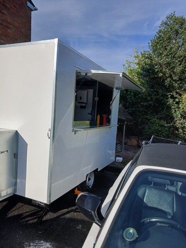 Catering trailer 10x7 stunning - trailer,