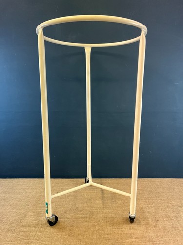 Metal linen skip - 1,
