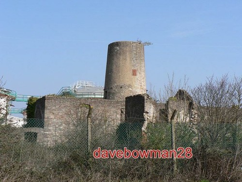 Photo hayes farm windmill - photo,