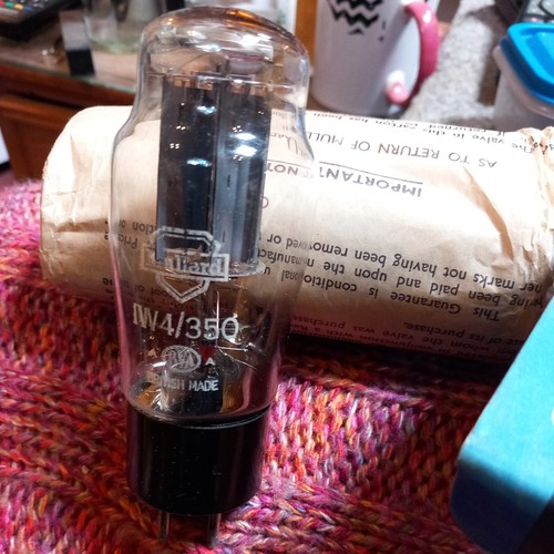 Mullard iw4 350 valve tube - ,