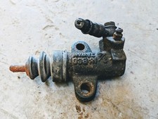 Nissan Terrano 2.4 petrol 2001 clutch slave cylinder