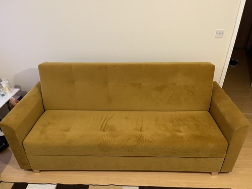 Yellow four seated - yellow, bed