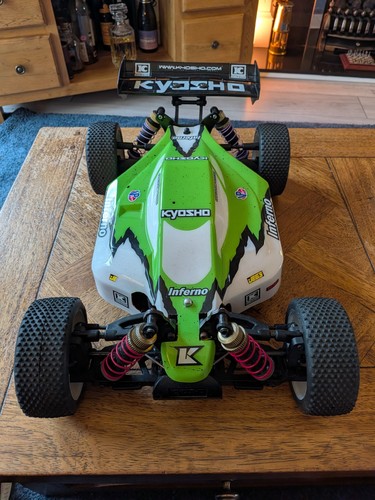 Kyosho inferno 8 - 1/8, scale