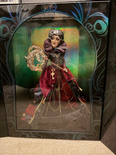 Disney limited edition lady - disney,