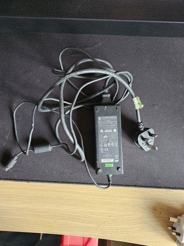 Genuine shin 12v 83a - 5.83a, ac