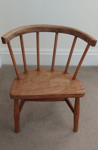 Childs wooden chair spindle - chair,,
