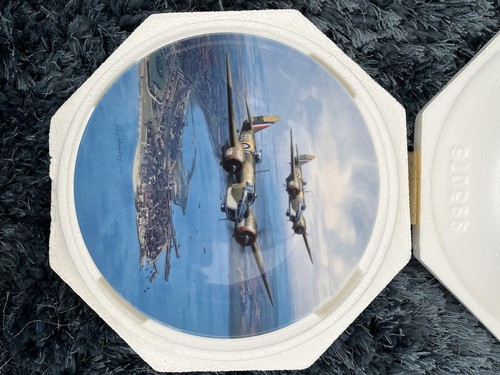 Pair commemorative aircraft - pair,
