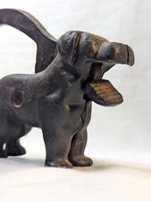 Rare Mechanical Cast Iron Dog